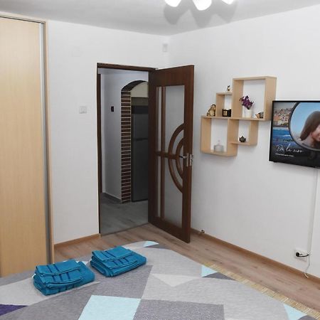1St Apartment 네호이우 외부 사진