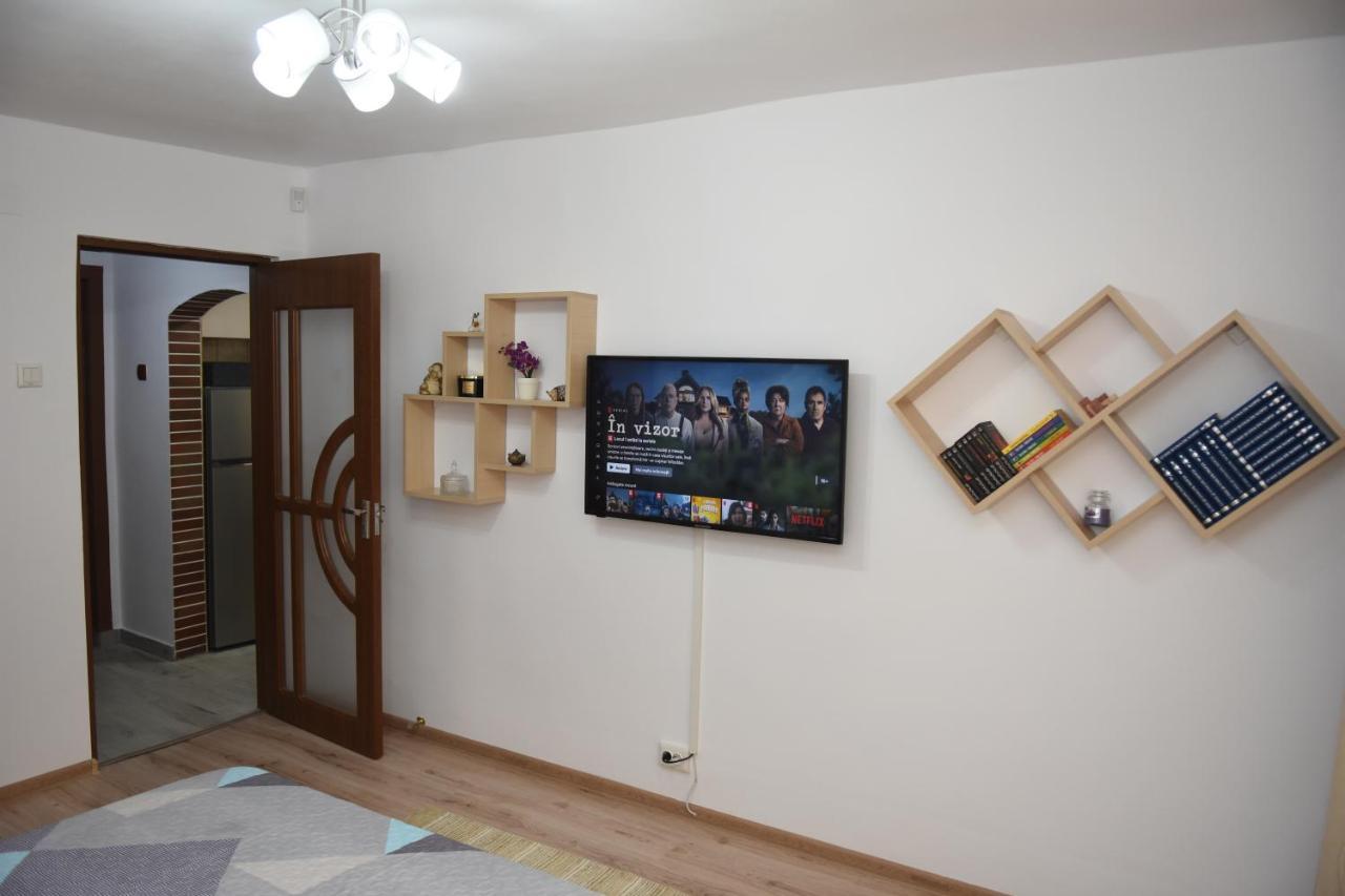 1St Apartment 네호이우 외부 사진