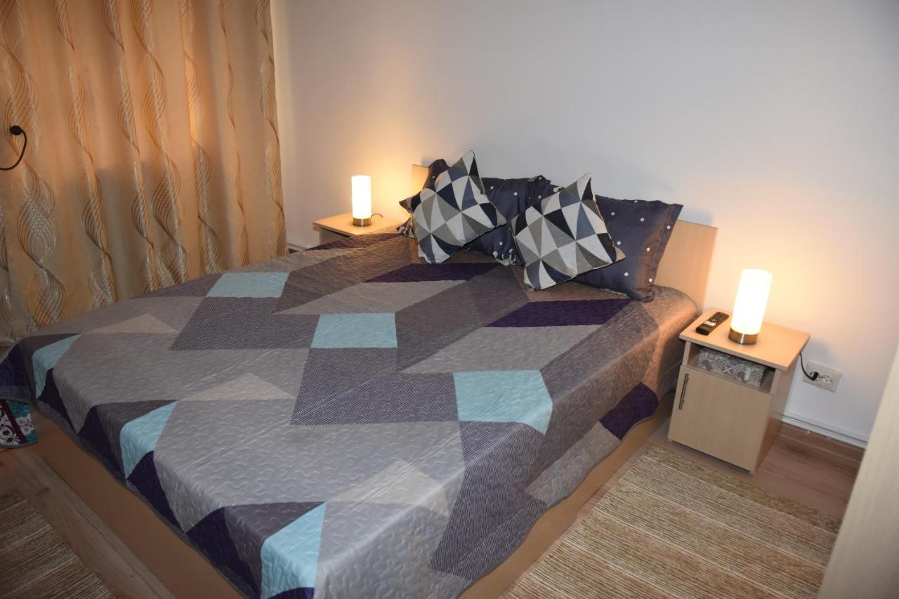1St Apartment 네호이우 외부 사진