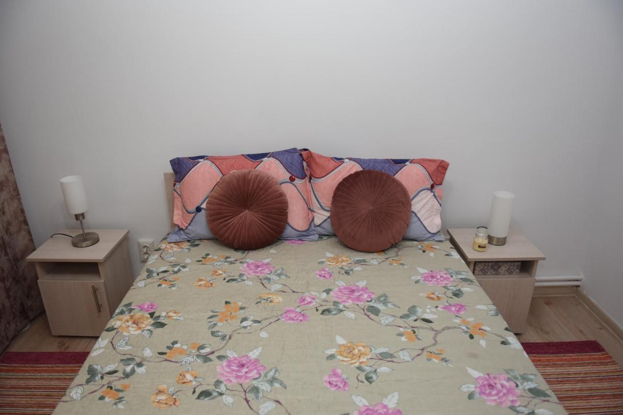 1St Apartment 네호이우 외부 사진