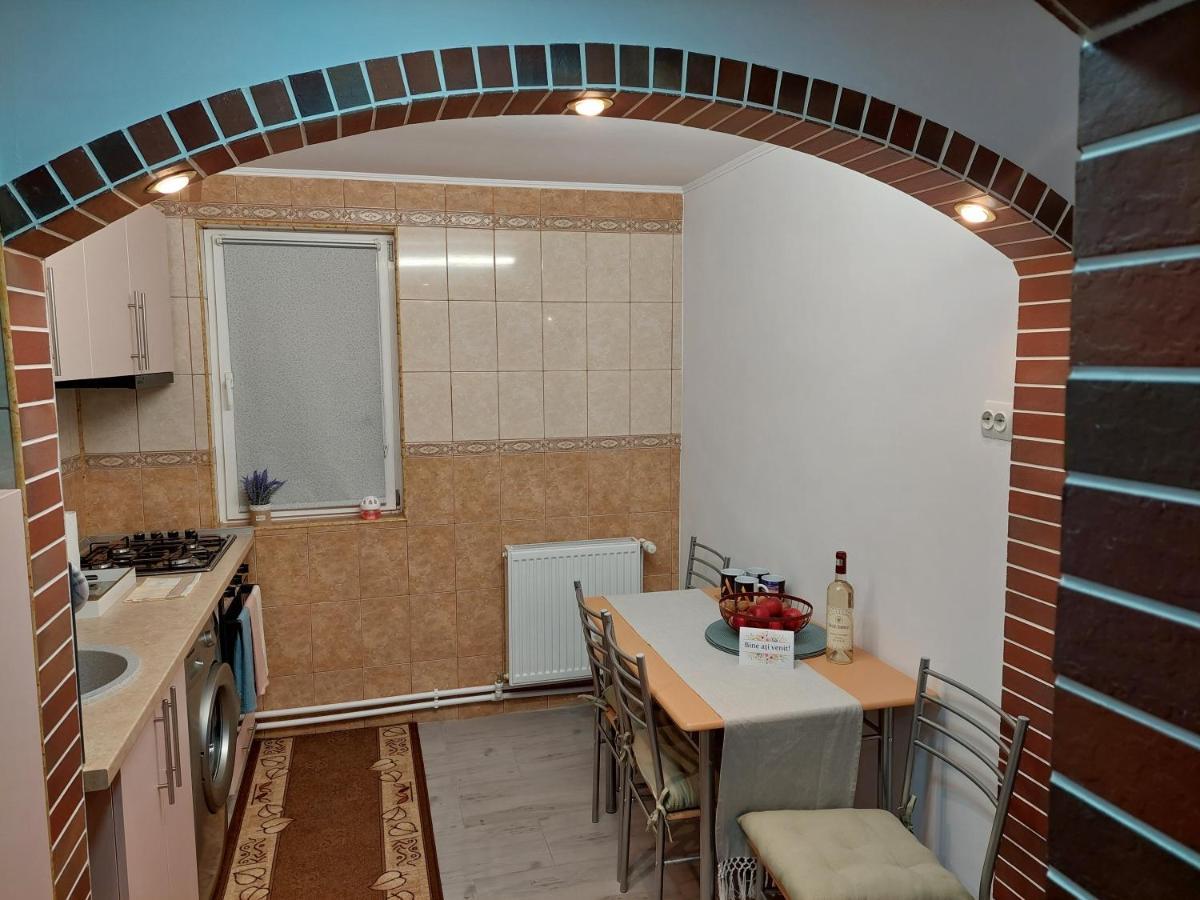 1St Apartment 네호이우 외부 사진